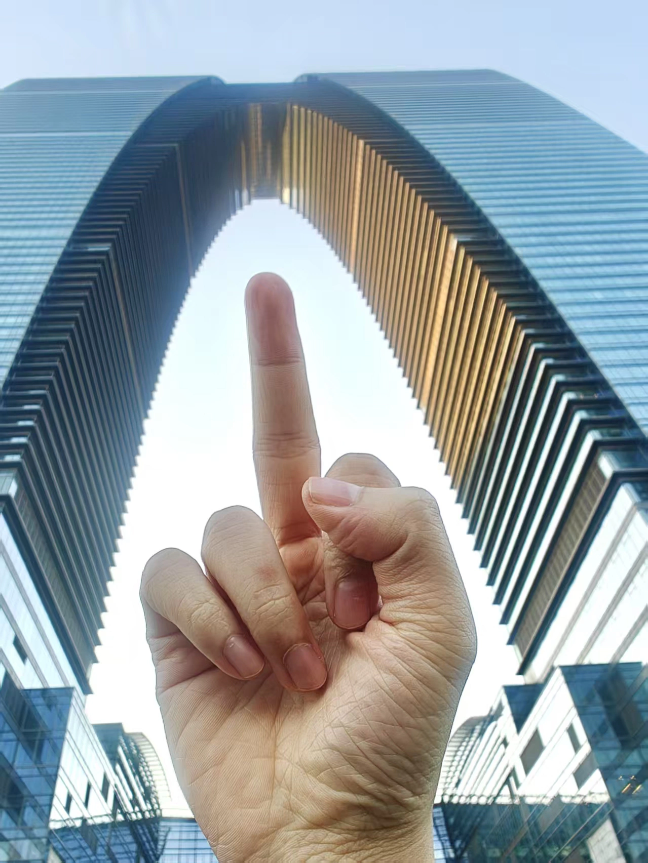 东方之门1